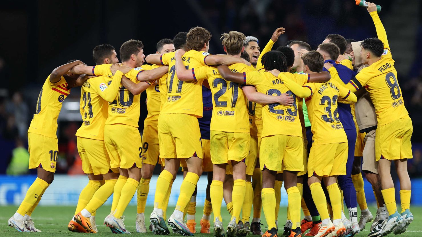 通过边路快 通过边路快